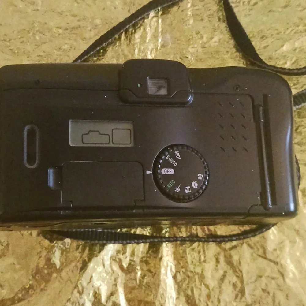 Camera - Picture 4 of 12